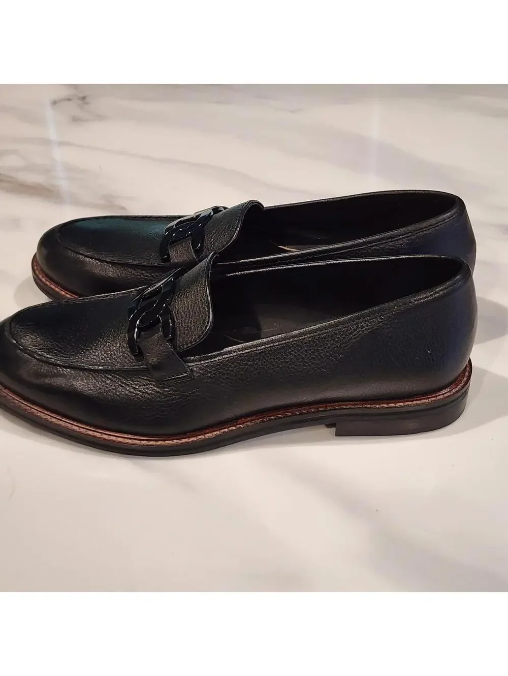 Ara Black Leather Loafers Women's Size 10 Chain Accent Comfort Shoes NWOB